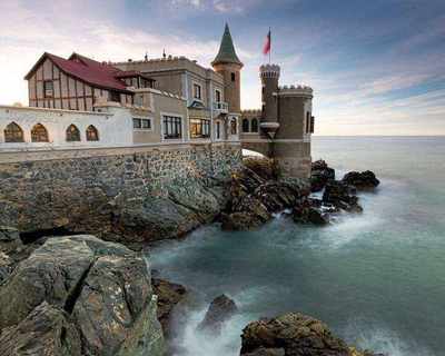 Castillo junto al mar en Viña del Mar