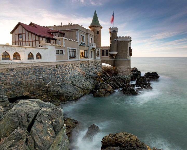 Castillo junto al mar en Viña del Mar
